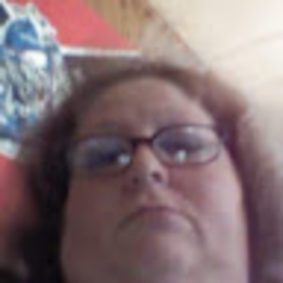 Meet your Posher, Trish - Picture 1 of 1